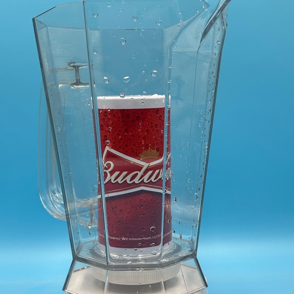 Case of Six 52oz Budweiser Polar Pitchers. Cooling Centre For Ice Cubes. - Picture 3 of 12